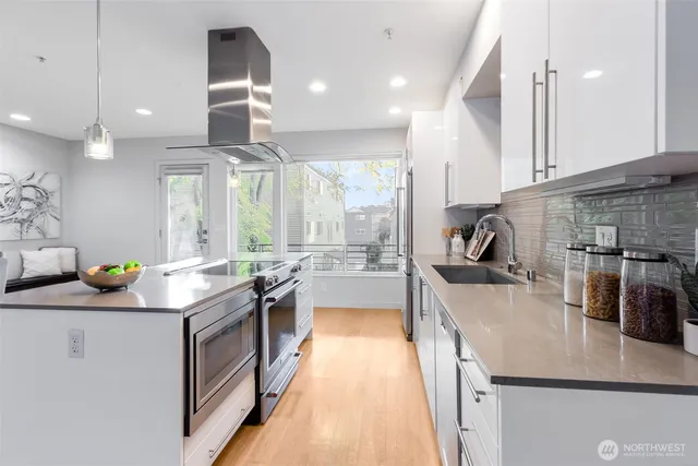 $839,900 | 1763 Northwest 59th Street, Unit A, Seattle, WA 98107