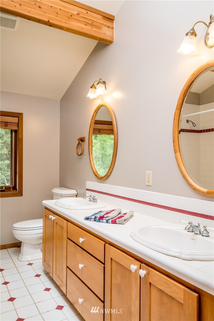 64 Portobello Road Lopez Island, WA 98261 - Photo 12 of 15