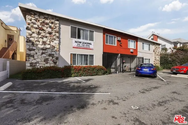 $1,850 | 1211 West 28th Street, Unit 14, Los Angeles, CA 90007