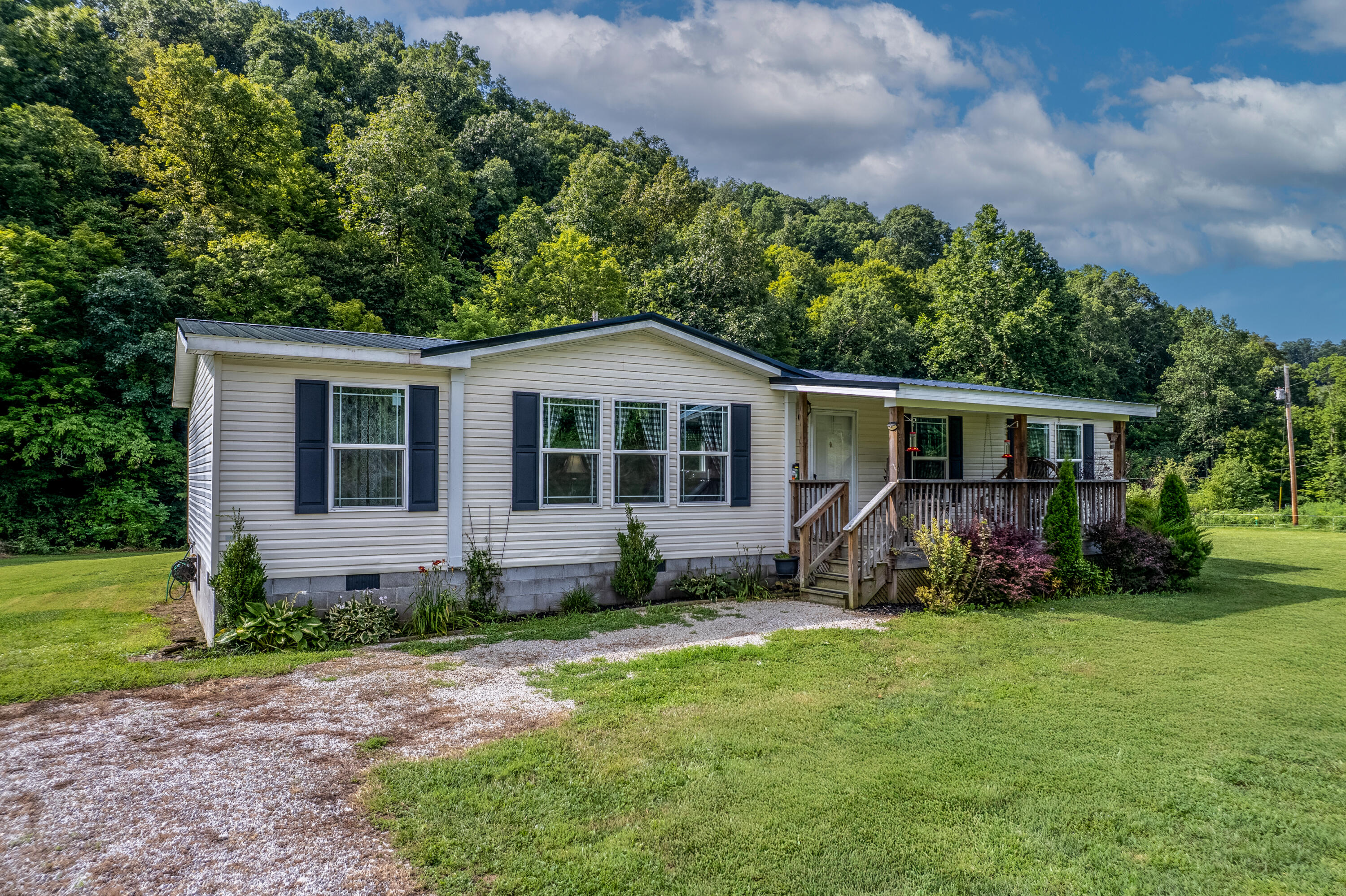 90 Gevedon Branch Road Mize, KY 41352 - Photo 27 of 39 DJI_0006-HDR-Edit