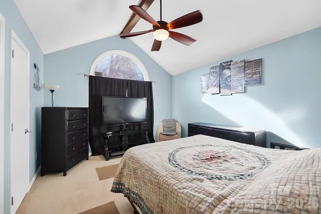 $300,000 | 6906 Streamside Drive, Charlotte, NC 28212