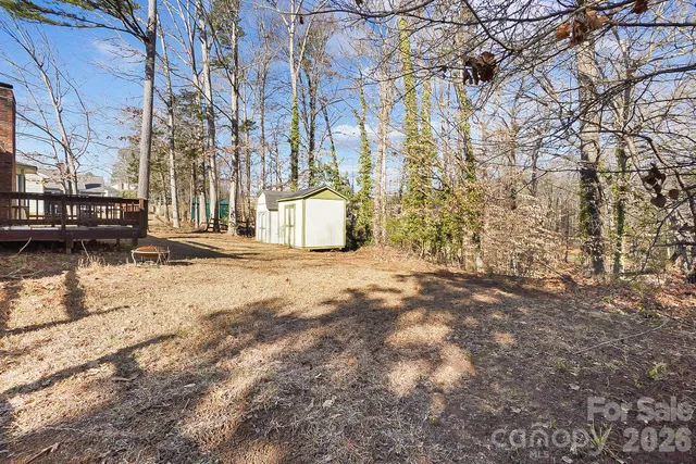 $300,000 | 6906 Streamside Drive, Charlotte, NC 28212