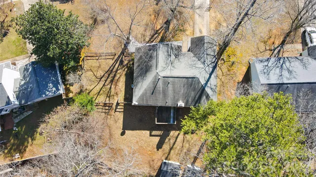 $300,000 | 6906 Streamside Drive, Charlotte, NC 28212