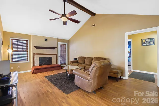 $300,000 | 6906 Streamside Drive, Charlotte, NC 28212