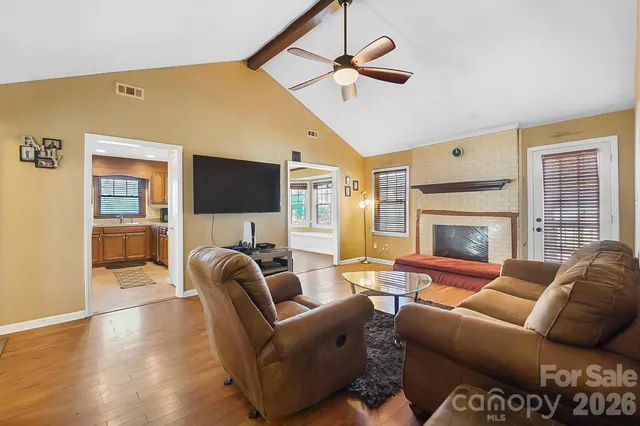 $300,000 | 6906 Streamside Drive, Charlotte, NC 28212