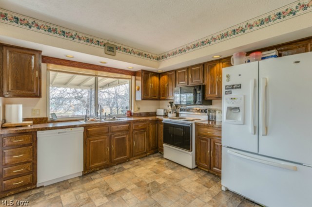 4120 Manchester Road Perry, OH 44081 - Photo 7 of 25