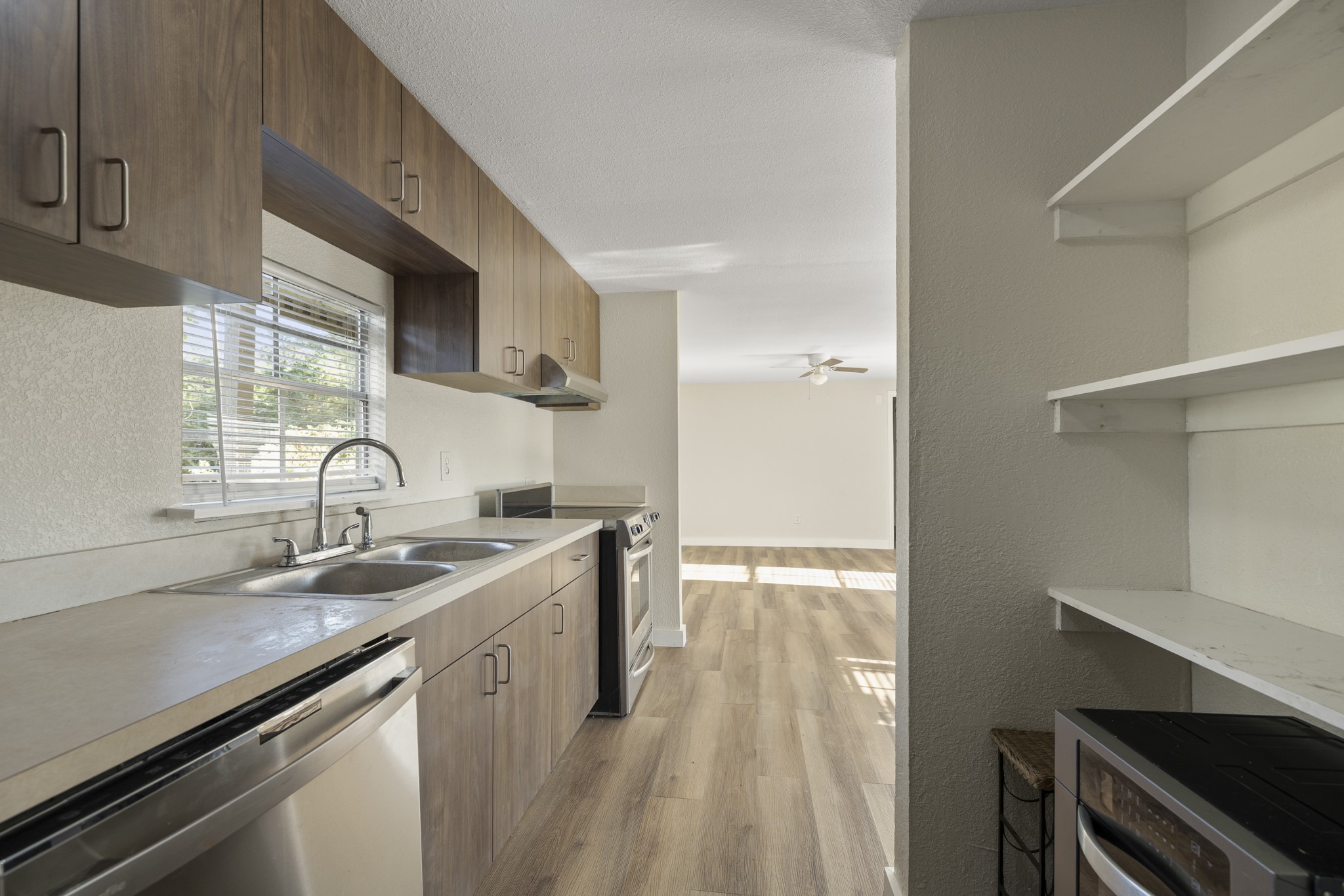 37111 Middle Trail Magnolia, TX 77354 - Photo 10 of 36