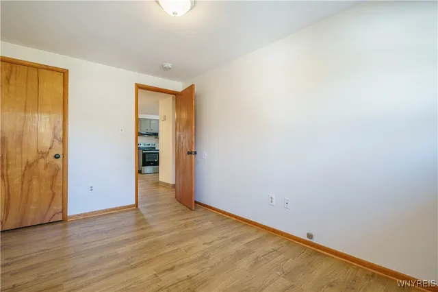 $1,300 | 185 Mead Street, North Tonawanda, NY 14120