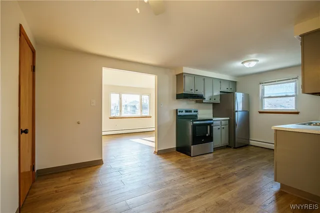 $1,300 | 185 Mead Street, North Tonawanda, NY 14120