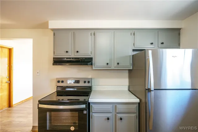 $1,300 | 185 Mead Street, North Tonawanda, NY 14120