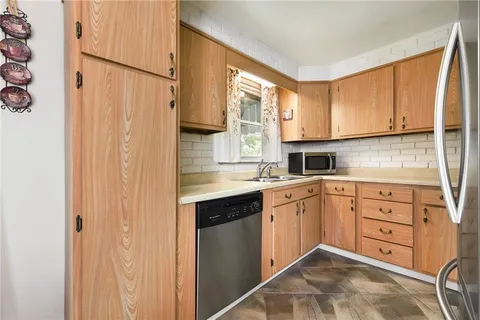 $245,000 | 5610 5th Street, Pittsburgh, PA 15236