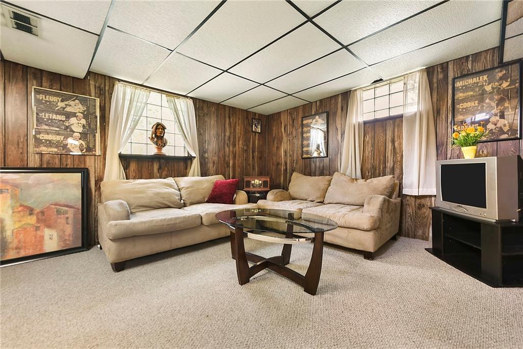 5610 5th Street Pittsburgh, PA 15236 - Photo 33 of 41