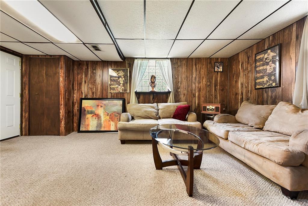 5610 5th Street Pittsburgh, PA 15236 - Photo 36 of 41