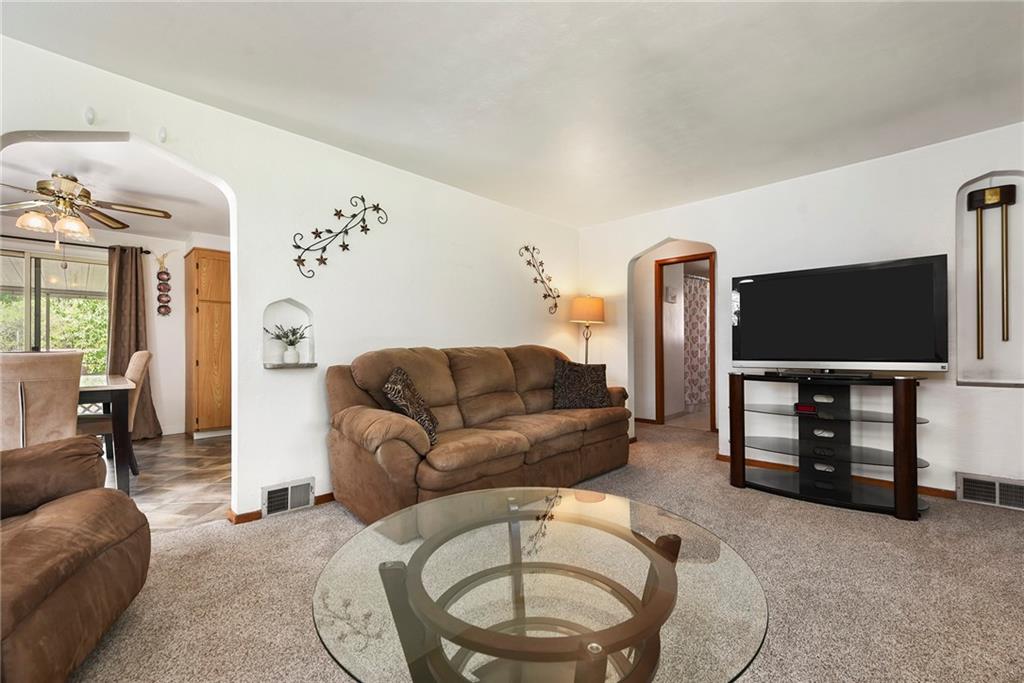 5610 5th Street Pittsburgh, PA 15236 - Photo 6 of 41