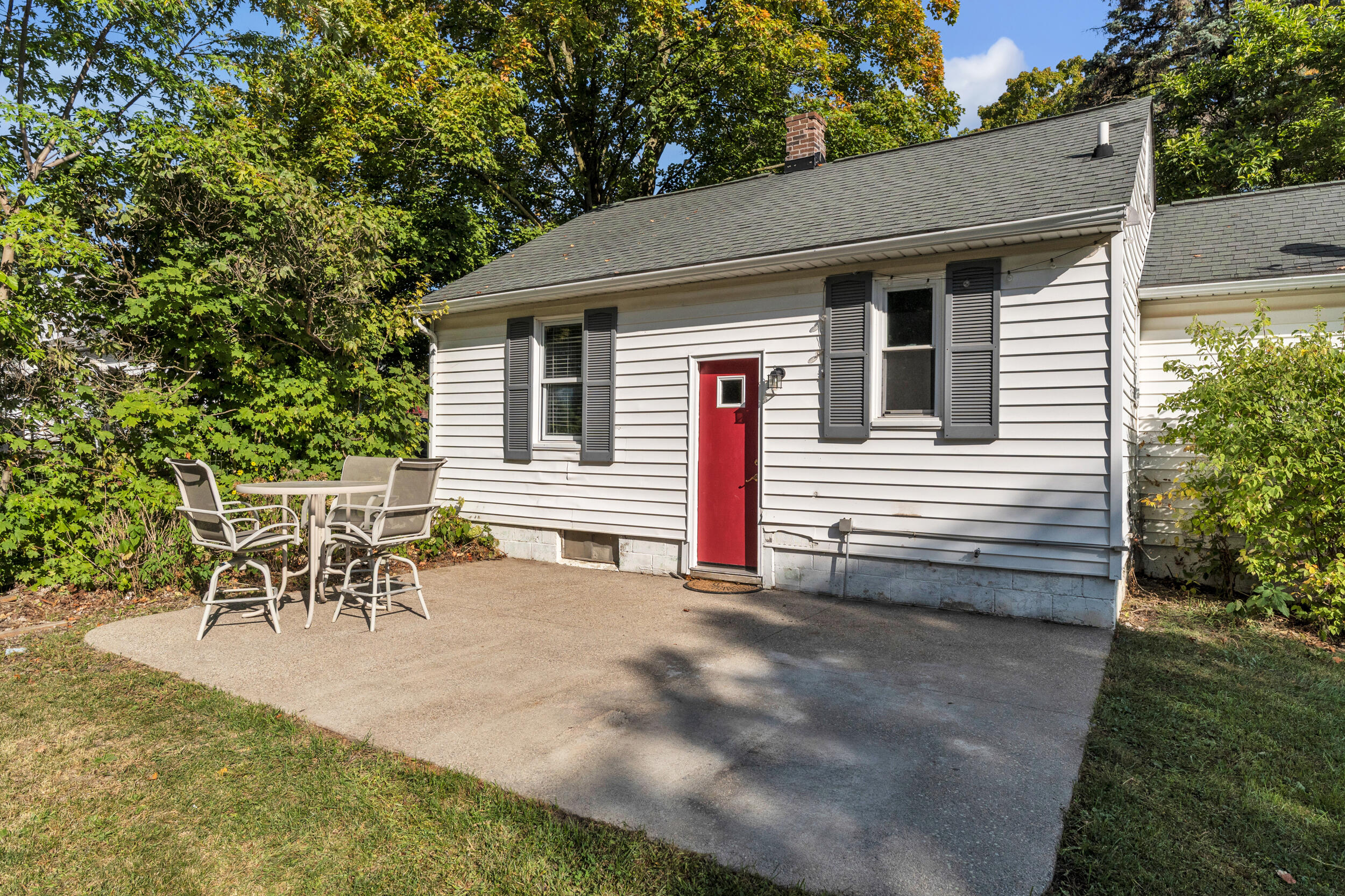313 Maple Street Howell, MI 48843 - Photo 2 of 36 maple-38