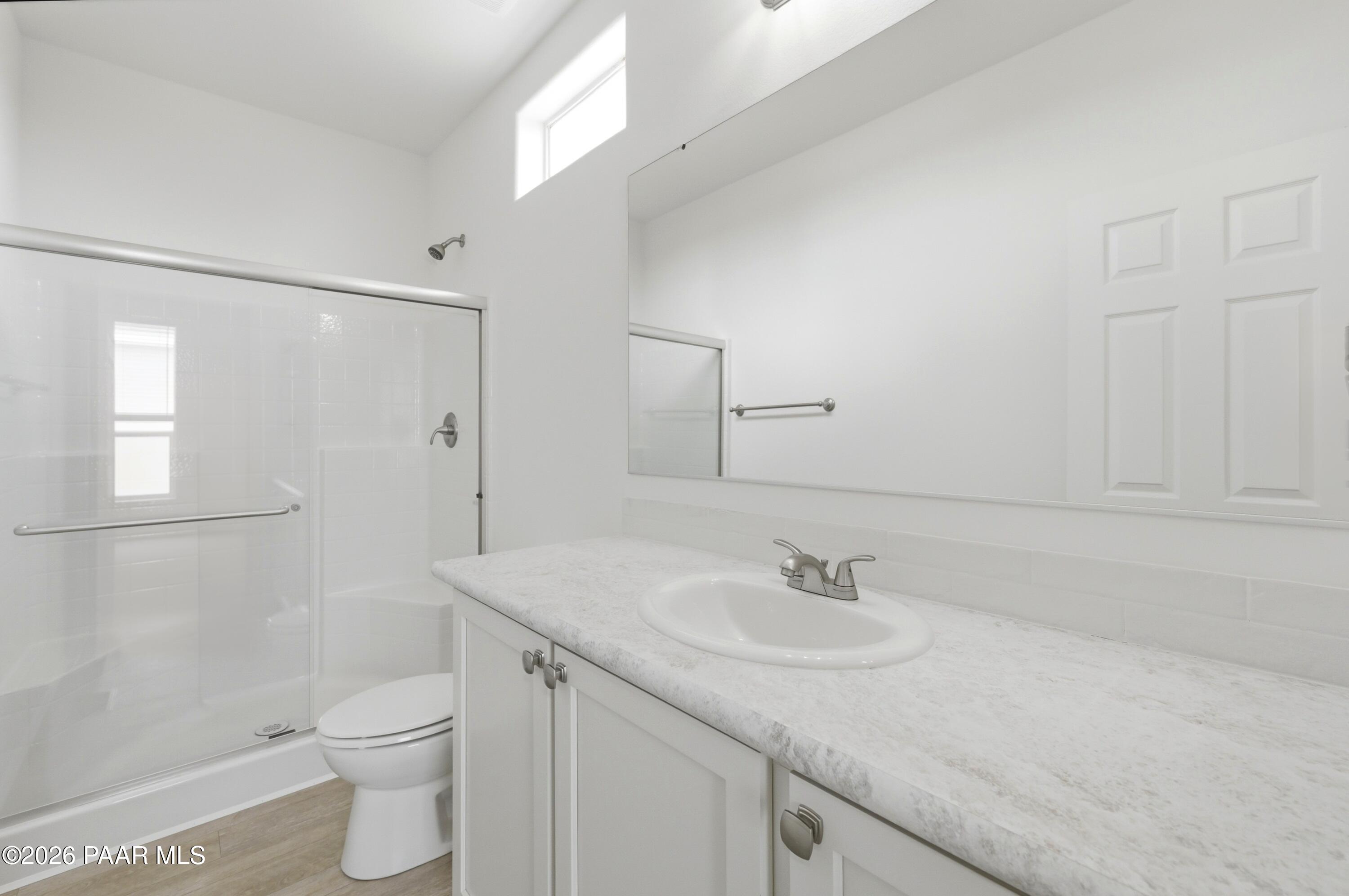 51 East Abra Road Paulden, AZ 86334 - Photo 17 of 24 17-Primary Bathroom1
