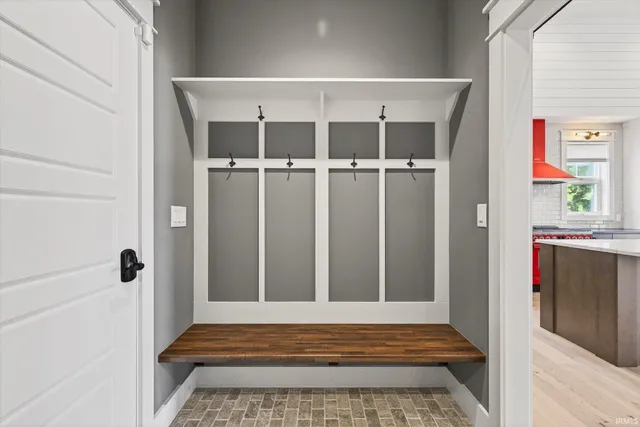 $624,900 | 943 Nicholas Lane, Ellettsville, IN 47429