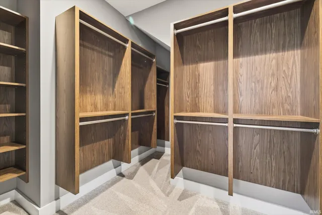 $624,900 | 943 Nicholas Lane, Ellettsville, IN 47429