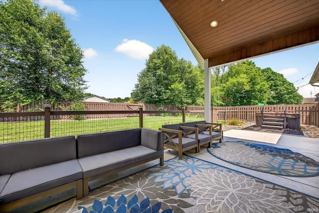 $624,900 | 943 Nicholas Lane, Ellettsville, IN 47429