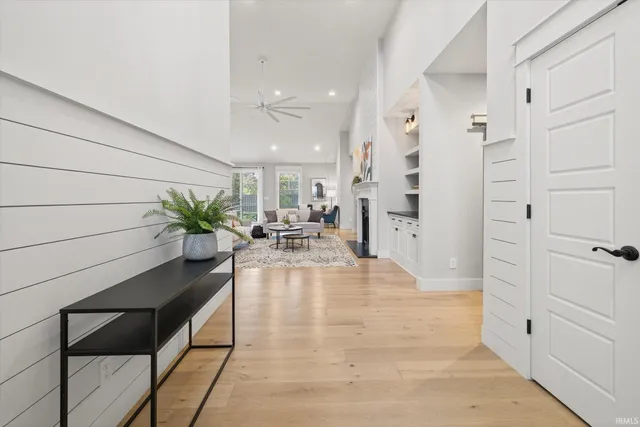 $624,900 | 943 Nicholas Lane, Ellettsville, IN 47429