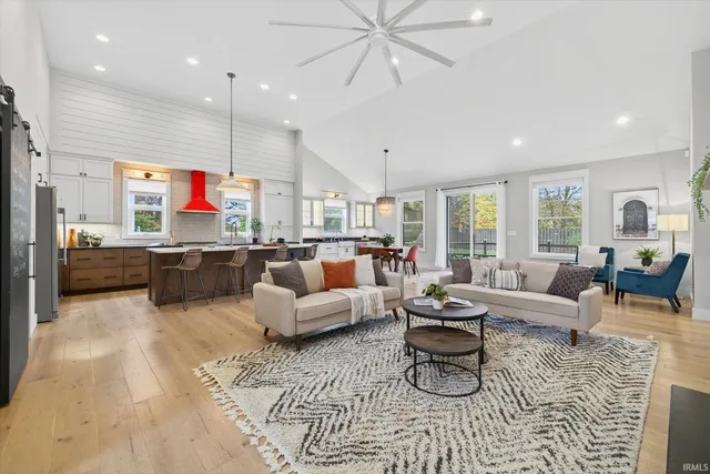 $624,900 | 943 Nicholas Lane, Ellettsville, IN 47429