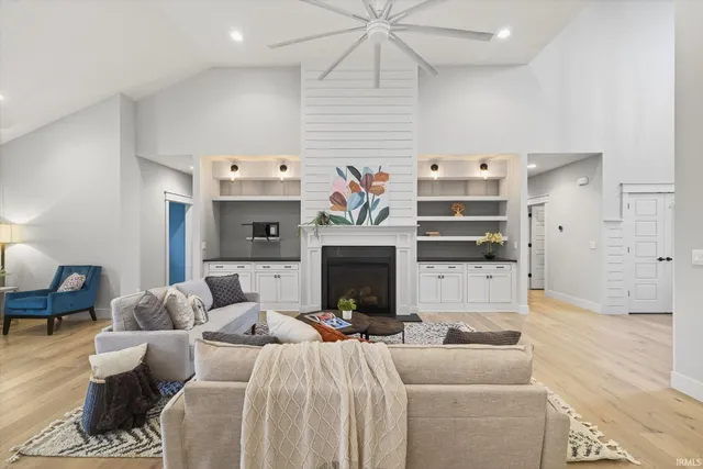 $624,900 | 943 Nicholas Lane, Ellettsville, IN 47429