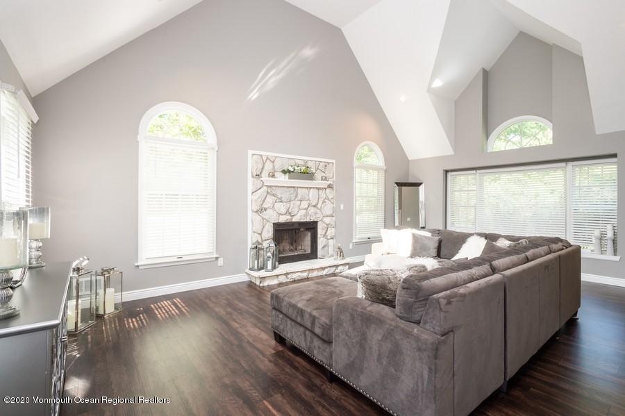 1 Dunhill Road Jackson, NJ 08527 - Photo 3 of 26 Living Rm