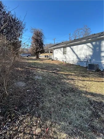 $10,000 | 3621 Topping Avenue, Kansas City, MO 64129
