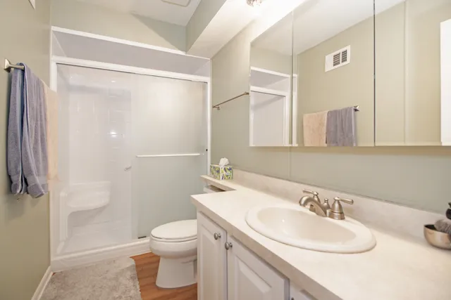 $210,000 | 107 65th Lake Drive, Unit 202, Westmont, IL 60559