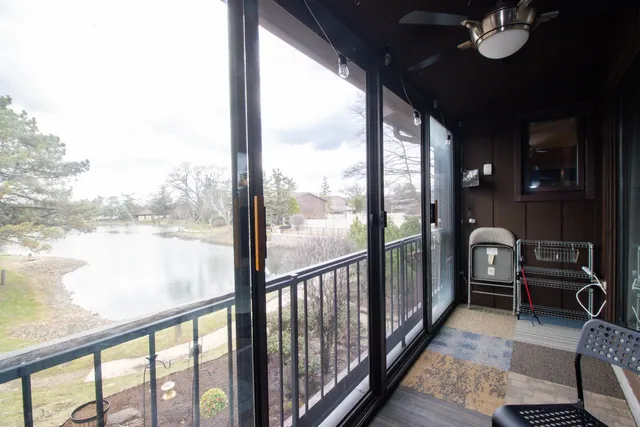 $210,000 | 107 65th Lake Drive, Unit 202, Westmont, IL 60559