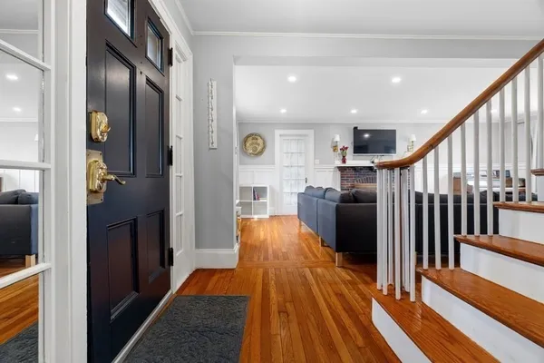 $7,500 | 859 Fellsway West, Medford, MA 02155