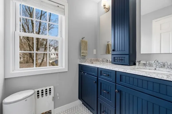 $7,500 | 859 Fellsway West, Medford, MA 02155