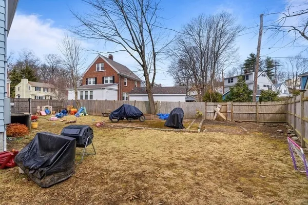 $7,500 | 859 Fellsway West, Medford, MA 02155