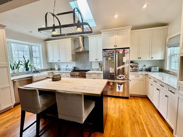 $7,500 | 859 Fellsway West, Medford, MA 02155