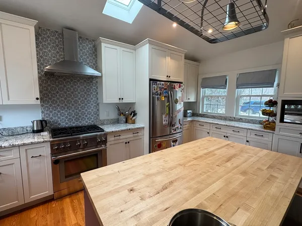 $7,500 | 859 Fellsway West, Medford, MA 02155