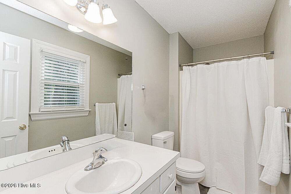 3003 Fieldstream Drive North Wilson, NC 27896 - Photo 26 of 39 Prmary Bathroom