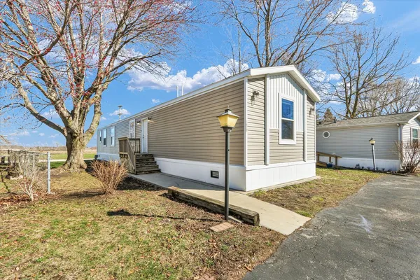 $28,000 | 1205 Wedgewood Drive, Rantoul, IL 61866