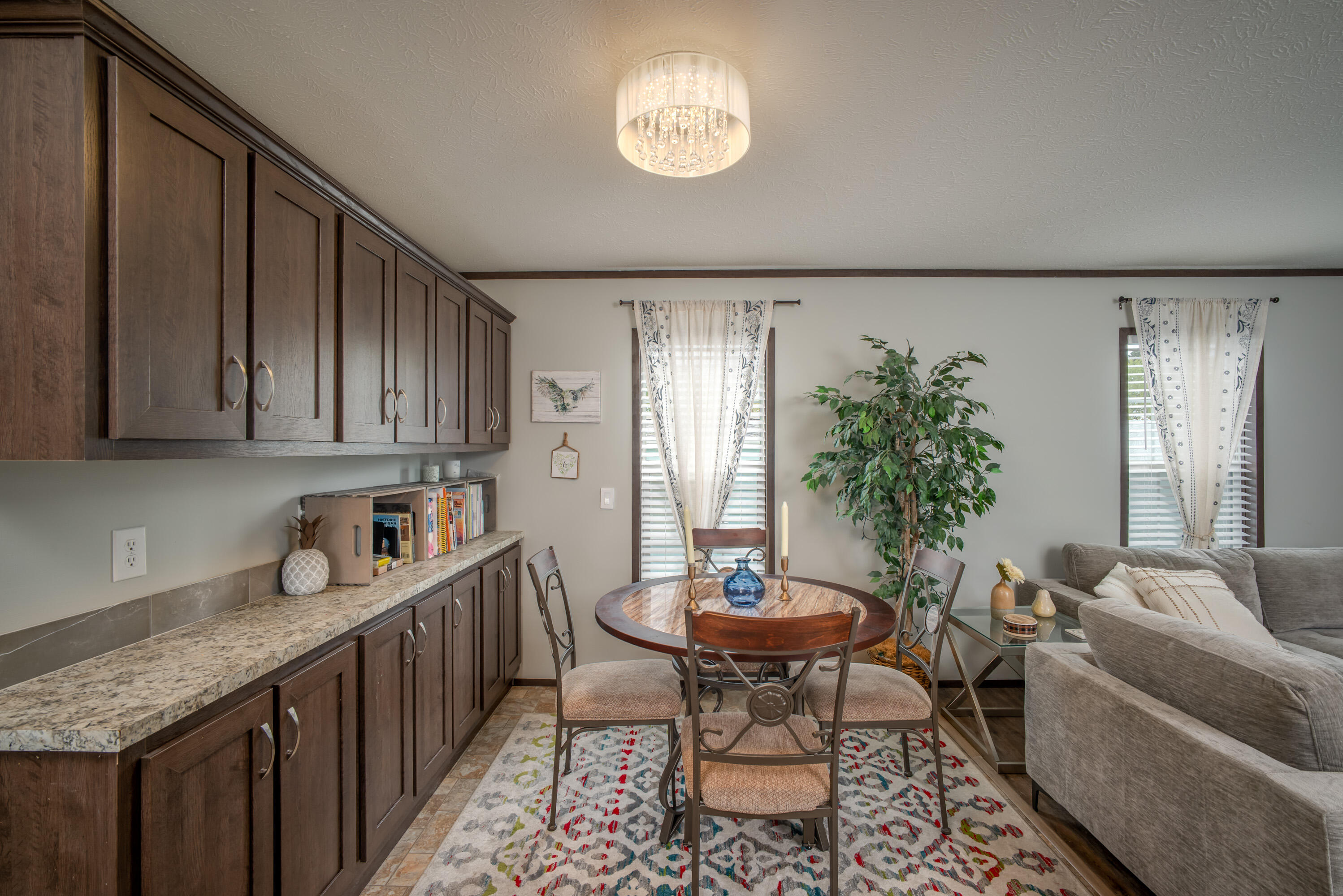 183 Flicker Street Rochester Hills, MI 48309 - Photo 8 of 28 8