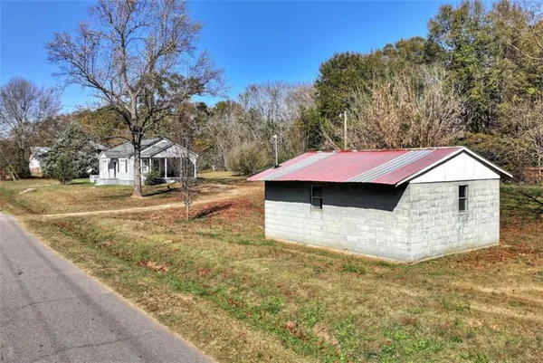 $180,000 | 111 College Avenue, Canon, GA 30520
