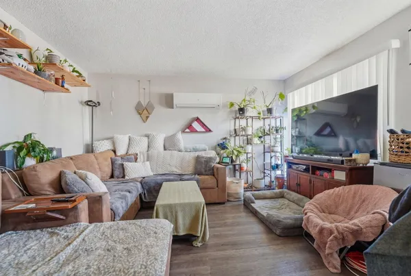 $559,000 | 1075 Le Brun Lane, Redding, CA 96002