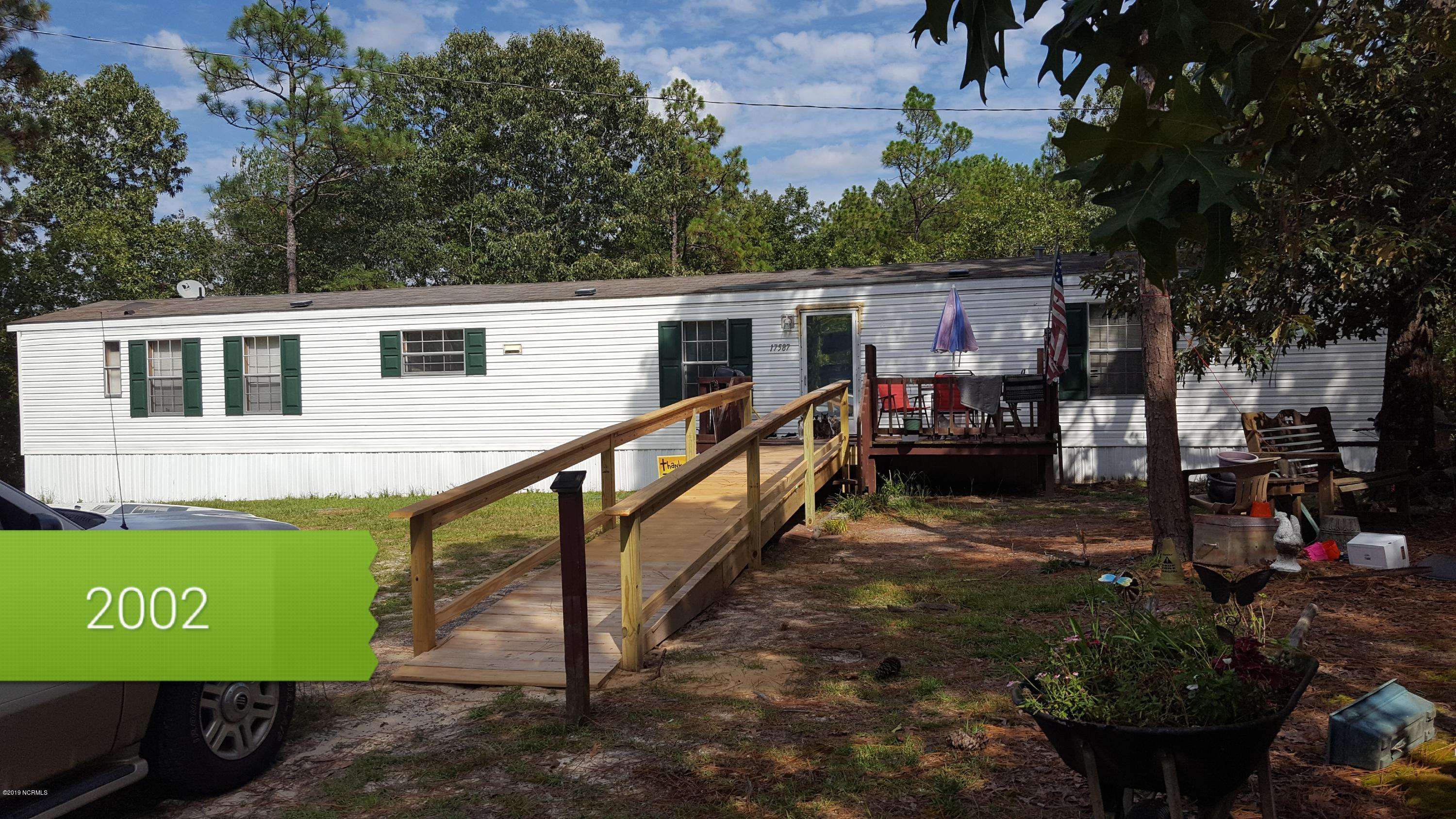 17587 Corbitt Road Laurel Hill, NC 28351 - Photo 2 of 16 Corbitt Rd