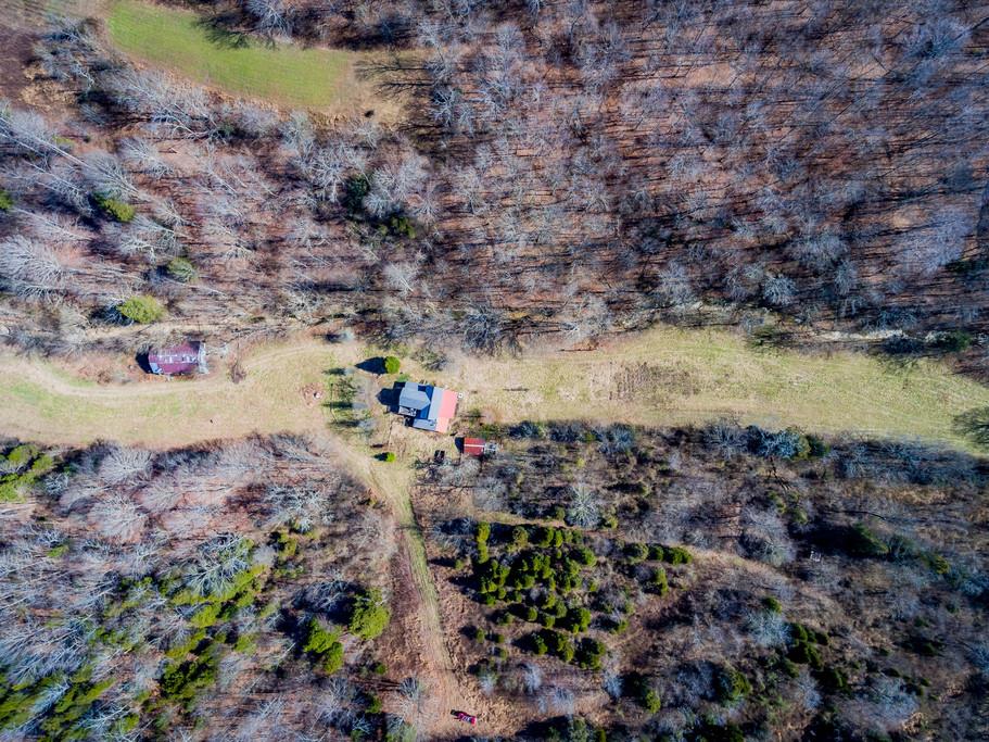 1099 Troutt Road Bethpage, TN 37022 - Photo 23 of 29 a view of lake background and mountain