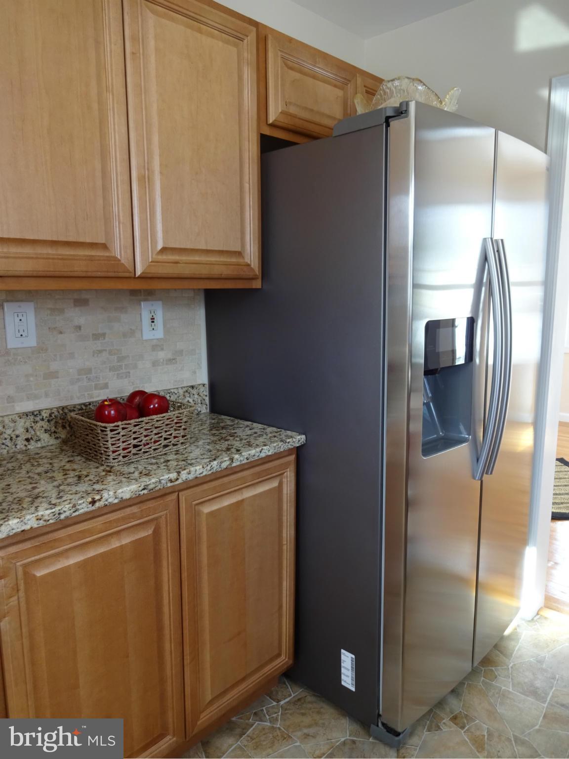 1614 Leslie Road Baltimore, MD 21222 - Photo 8 of 22 New Stainless Appliances