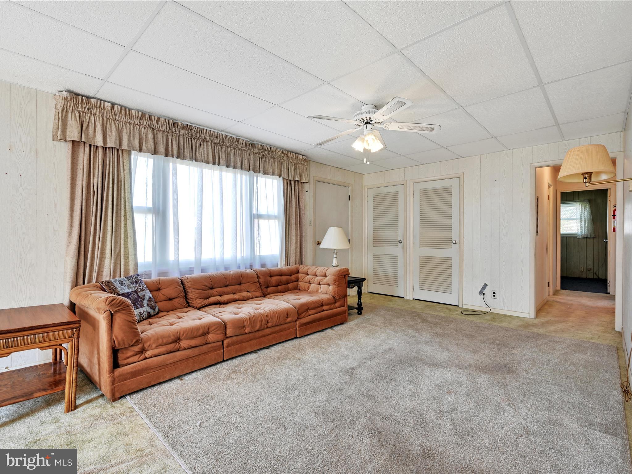 2460 Dunbar Road York, PA 17408 - Photo 7 of 25 Living Room