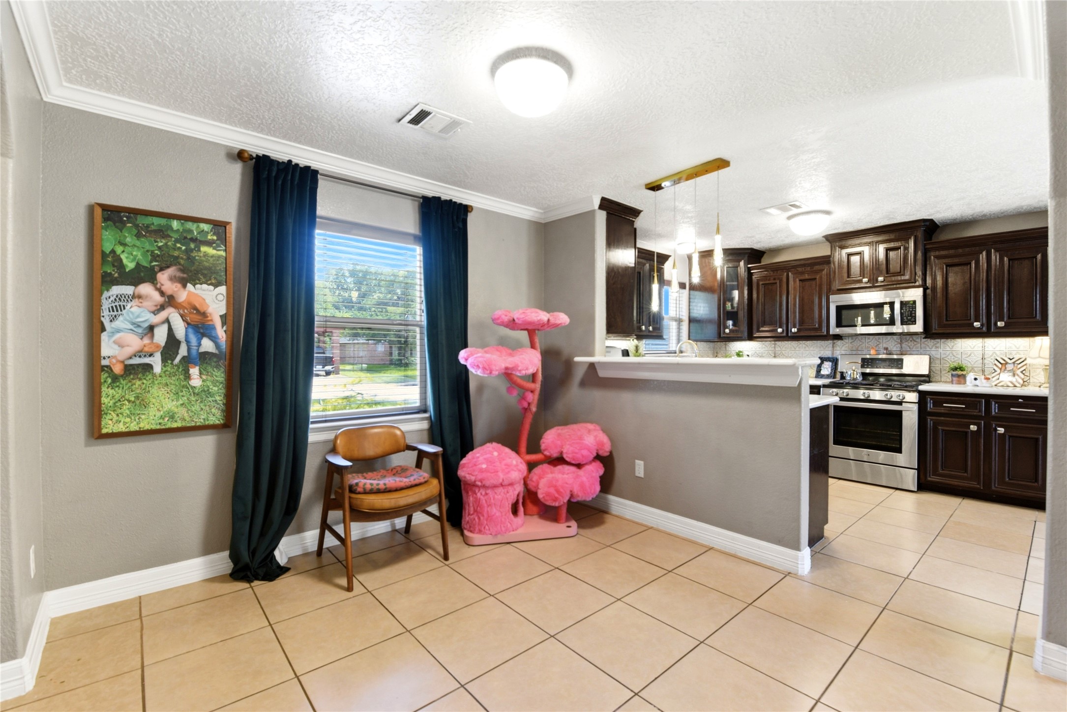 412 Inwood Drive Baytown, TX 77521 - Photo 11 of 46 Gallery Image 11