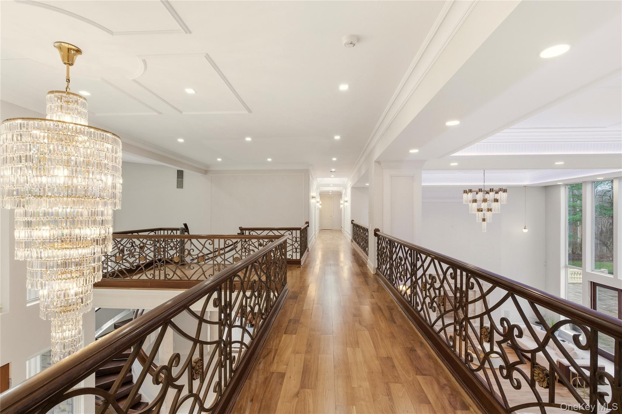 55 Coves Run Syosset, NY 11791 - Photo 24 of 50 a view of an entryway