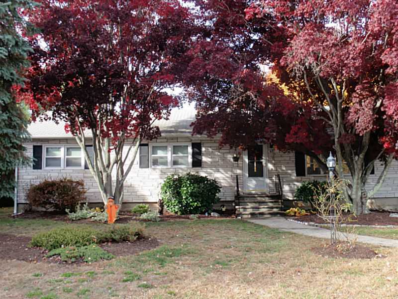 67 Nelson Road Cranston, RI 02921 - Photo 1 of 18 Exterior Front.