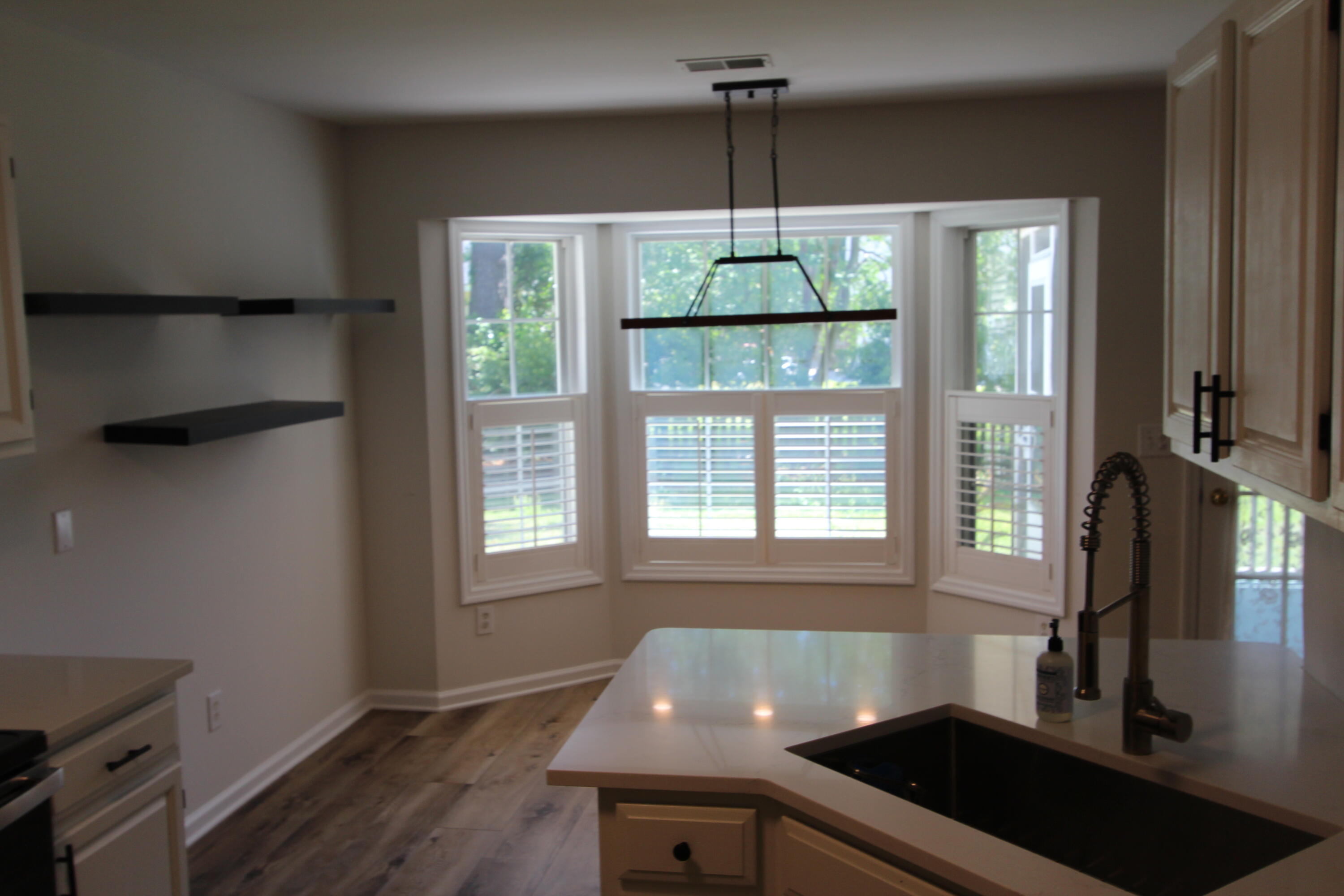 744 Ginglis Way Mount Pleasant, SC 29464 - Photo 5 of 13 IMG_0489