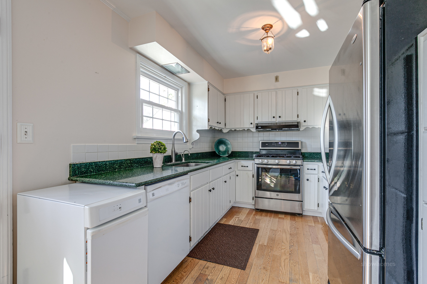 381 South St Marys Road Libertyville, IL 60048 - Photo 11 of 32
