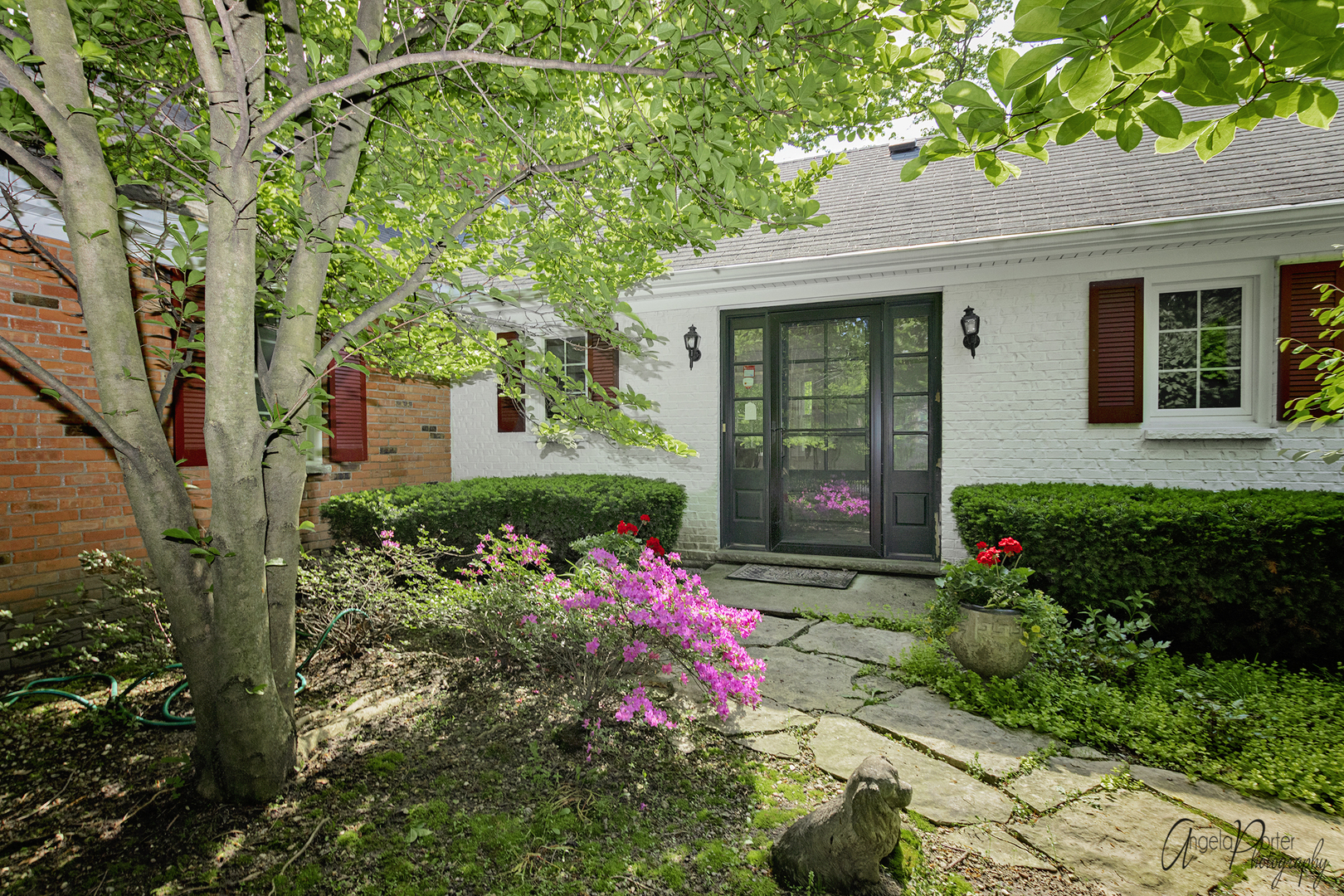 381 South St Marys Road Libertyville, IL 60048 - Photo 3 of 32